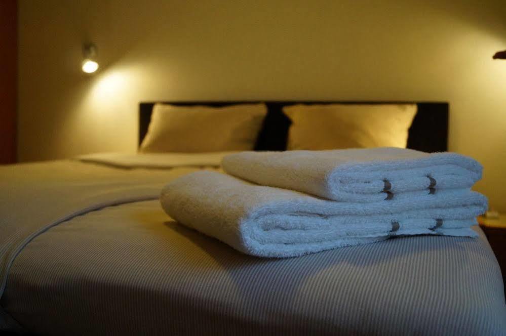 Hotel Restaurant 'De Oorsprong' Sint Nicolaasga Ngoại thất bức ảnh