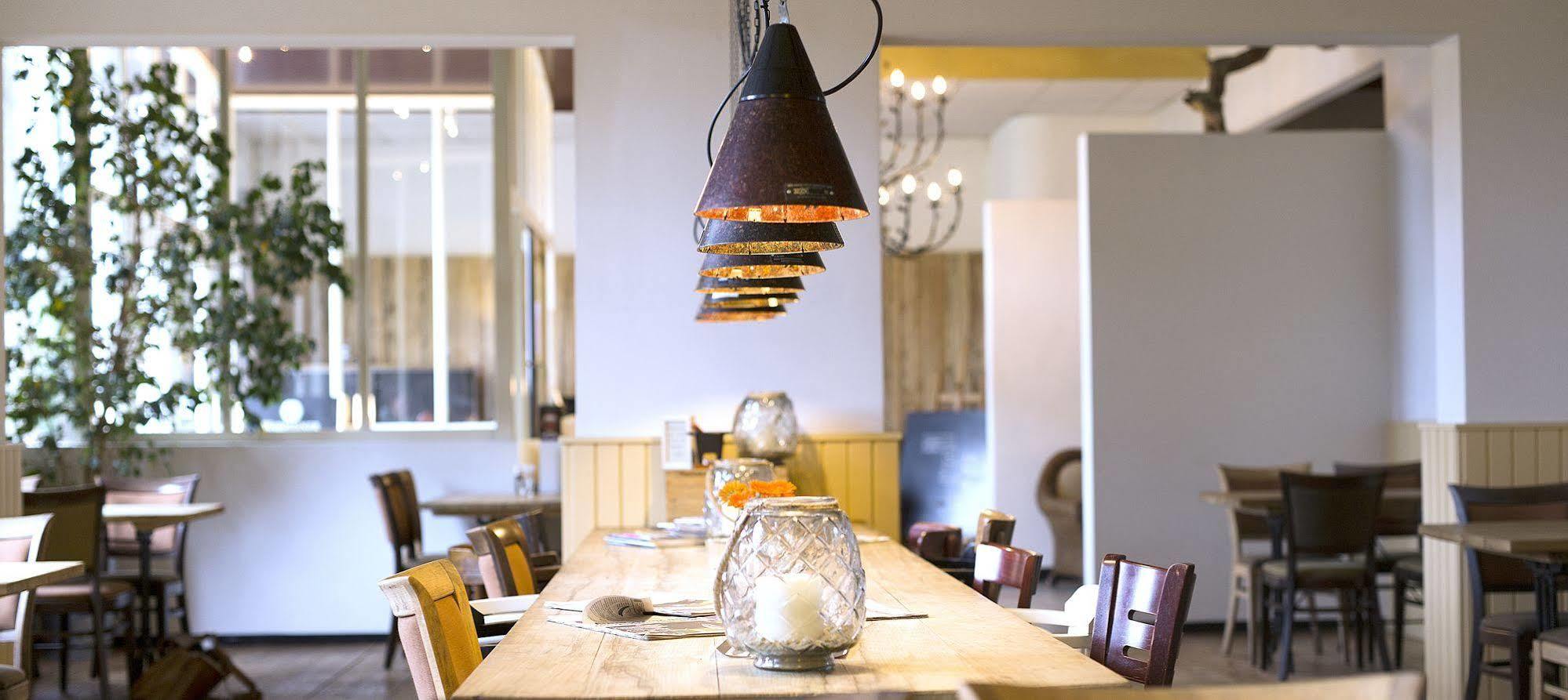 Hotel Restaurant 'De Oorsprong' Sint Nicolaasga Ngoại thất bức ảnh
